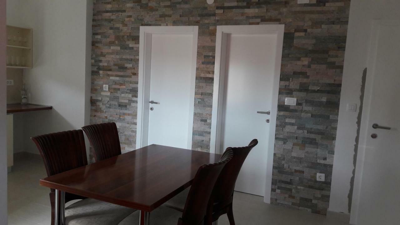 Mia Bilo Apartment *